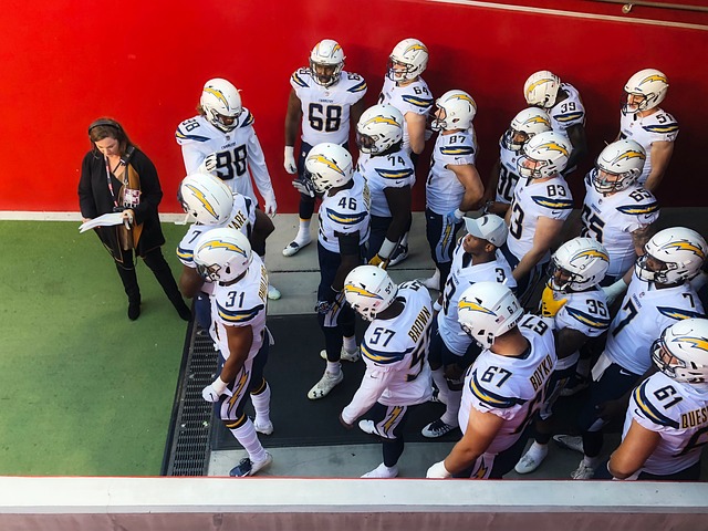 之名聞名於 之名聞名於